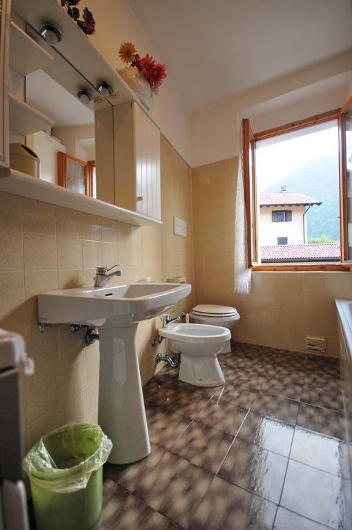 Casa Anna Βίλα Pieve Di Ledro Δωμάτιο φωτογραφία