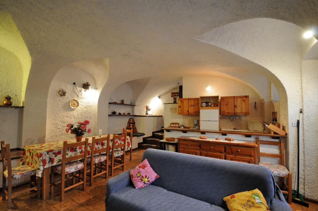 Casa Anna Βίλα Pieve Di Ledro Δωμάτιο φωτογραφία